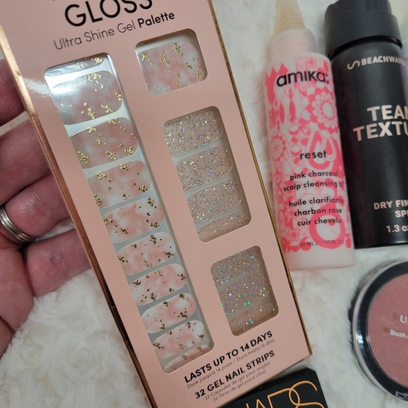 SOLD        Beauty Stocking Stuffers - Picture 2 of 11